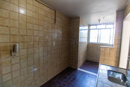 Apartamento para alugar com 65m², 2 quartos e 1 vaga Apartamento para alugar com 65m², 2 quartos e 1 vagaCozinha e Área de Serviço