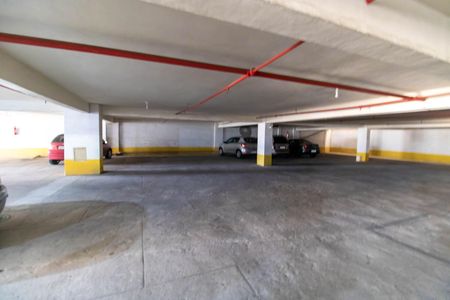 Apartamento para alugar com 65m², 2 quartos e 1 vaga Apartamento para alugar com 65m², 2 quartos e 1 vagaGaragem