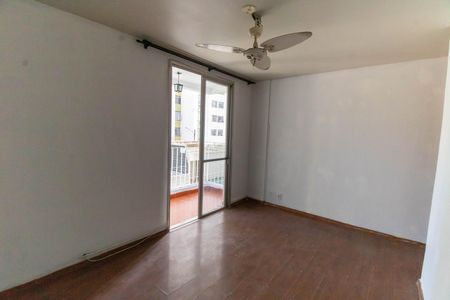Apartamento para alugar com 65m², 2 quartos e 1 vaga Apartamento para alugar com 65m², 2 quartos e 1 vagaSala