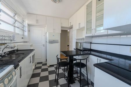 Apartamento para alugar com 99m², 3 quartos e 1 vaga Apartamento para alugar com 99m², 3 quartos e 1 vagaCozinha