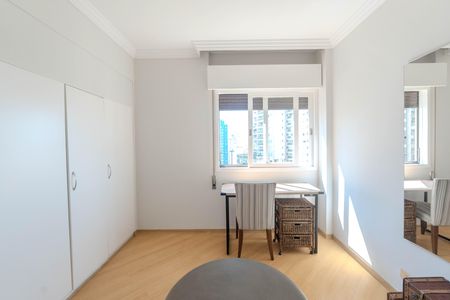 Apartamento para alugar com 99m², 3 quartos e 1 vaga Apartamento para alugar com 99m², 3 quartos e 1 vagaQuarto 2