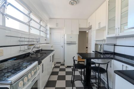 Apartamento para alugar com 99m², 3 quartos e 1 vaga Apartamento para alugar com 99m², 3 quartos e 1 vagaCozinha