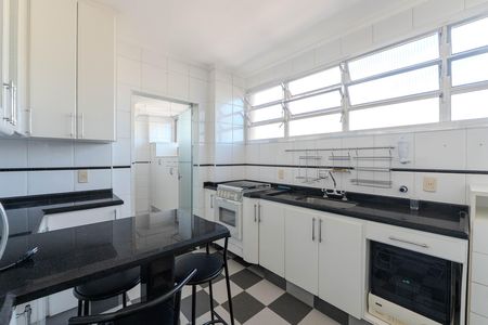 Apartamento para alugar com 99m², 3 quartos e 1 vaga Apartamento para alugar com 99m², 3 quartos e 1 vagaCozinha