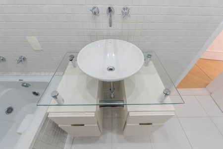 Apartamento para alugar com 99m², 3 quartos e 1 vaga Apartamento para alugar com 99m², 3 quartos e 1 vagaBanheiro