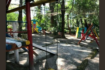 Casa de condomínio à venda com 350m², 3 quartos e 3 vagas