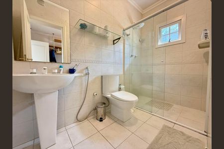 Casa de condomínio à venda com 350m², 3 quartos e 3 vagas