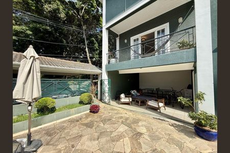 Casa de condomínio à venda com 350m², 3 quartos e 3 vagas