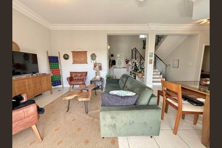 Casa de condomínio à venda com 350m², 3 quartos e 3 vagas