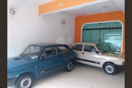 Casa à venda com 250m², 2 quartos e 3 vagas