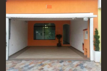 Casa à venda com 250m², 2 quartos e 3 vagas