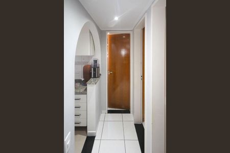 Apartamento à venda com 60m², 2 quartos e 1 vagaCorredor