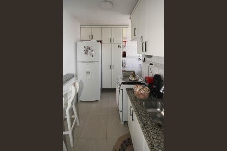 Apartamento à venda com 60m², 2 quartos e 1 vagaCozinha