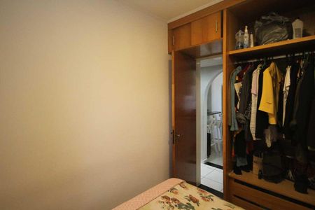 Apartamento à venda com 60m², 2 quartos e 1 vagaQuarto 02