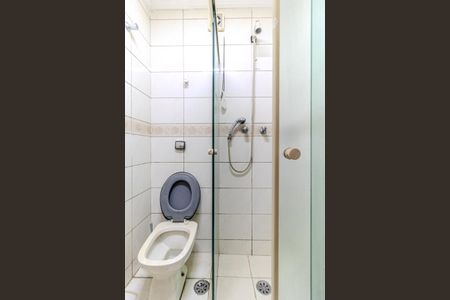Apartamento à venda com 75m², 3 quartos e 1 vaga Apartamento à venda com 75m², 3 quartos e 1 vagaBanheiro da Suíte 2