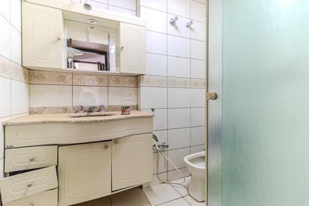 Apartamento à venda com 75m², 3 quartos e 1 vaga Apartamento à venda com 75m², 3 quartos e 1 vagaBanheiro da Suíte 2