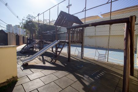 Casa de condomínio para alugar com 158m², 3 quartos e 2 vagas Casa de condomínio para alugar com 158m², 3 quartos e 2 vagasÁrea comum - Playground