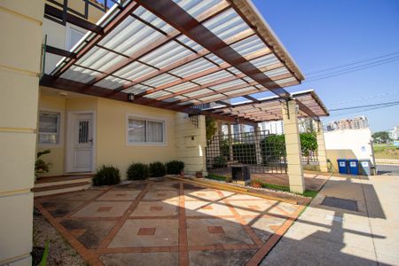 Casa de condomínio para alugar com 158m², 3 quartos e 2 vagas Casa de condomínio para alugar com 158m², 3 quartos e 2 vagasFachada