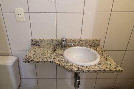 Casa de condomínio para alugar com 158m², 3 quartos e 2 vagas Casa de condomínio para alugar com 158m², 3 quartos e 2 vagasBanheiro Edicula