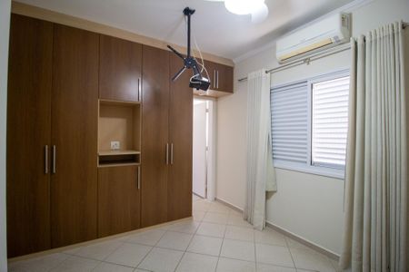 Casa de condomínio para alugar com 158m², 3 quartos e 2 vagas Casa de condomínio para alugar com 158m², 3 quartos e 2 vagasSuíte