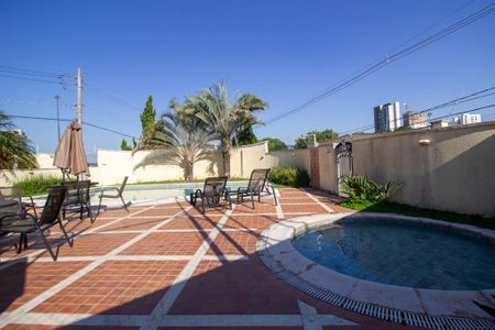 Casa de condomínio para alugar com 158m², 3 quartos e 2 vagas Casa de condomínio para alugar com 158m², 3 quartos e 2 vagasÁrea comum - Piscina