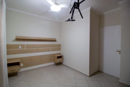 Casa de condomínio para alugar com 158m², 3 quartos e 2 vagas Casa de condomínio para alugar com 158m², 3 quartos e 2 vagasSuíte