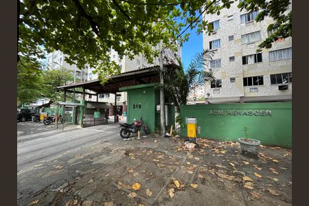 Apartamento para alugar com 57m², 2 quartos e sem vagaFachada e portaria