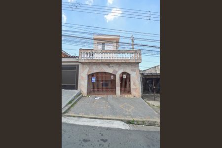 Casa à venda com 130m², 3 quartos e 1 vagaFachada