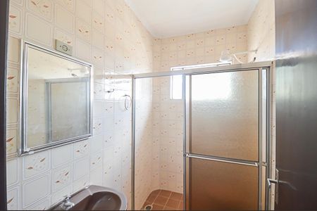 Casa à venda com 130m², 3 quartos e 1 vagaBanheiro