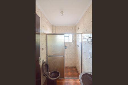 Casa à venda com 130m², 3 quartos e 1 vagaBanheiro 2