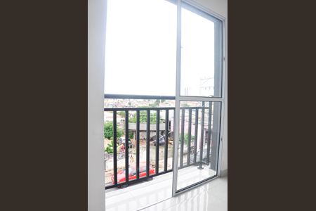 Apartamento à venda com 28m², 2 quartos e sem vaga Apartamento à venda com 28m², 2 quartos e sem vagaVaranda da Sala/Cozinha