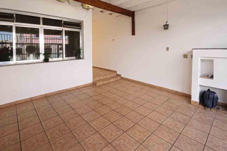 Casa para alugar com 120m², 3 quartos e 2 vagas Casa para alugar com 120m², 3 quartos e 2 vagasGaragem