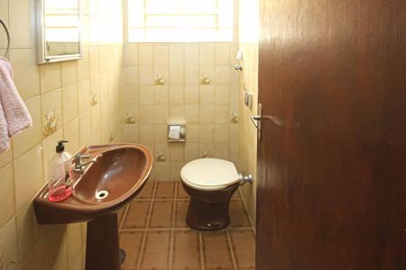 Casa para alugar com 120m², 3 quartos e 2 vagas Casa para alugar com 120m², 3 quartos e 2 vagasbanheiro social 02