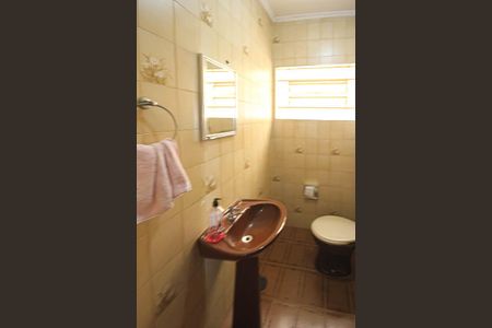 Casa para alugar com 120m², 3 quartos e 2 vagas Casa para alugar com 120m², 3 quartos e 2 vagasbanheiro social 02