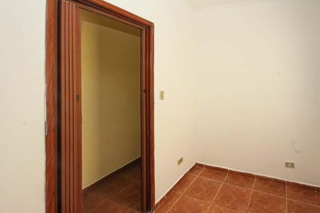 Casa para alugar com 120m², 3 quartos e 2 vagas Casa para alugar com 120m², 3 quartos e 2 vagasQuarto 02