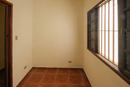 Casa para alugar com 120m², 3 quartos e 2 vagas Casa para alugar com 120m², 3 quartos e 2 vagasQuarto 02