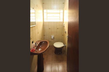 Casa para alugar com 120m², 3 quartos e 2 vagas Casa para alugar com 120m², 3 quartos e 2 vagasbanheiro social 02