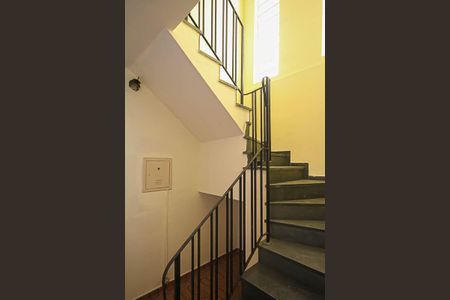 Casa para alugar com 120m², 3 quartos e 2 vagas Casa para alugar com 120m², 3 quartos e 2 vagasescada