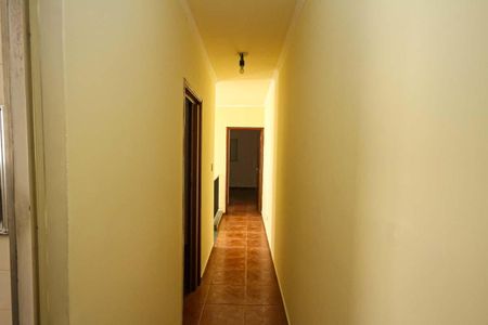 Casa para alugar com 120m², 3 quartos e 2 vagas Casa para alugar com 120m², 3 quartos e 2 vagasCorredor