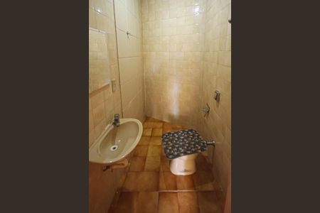 Casa para alugar com 120m², 3 quartos e 2 vagas Casa para alugar com 120m², 3 quartos e 2 vagasBanheiro da Edicula 02