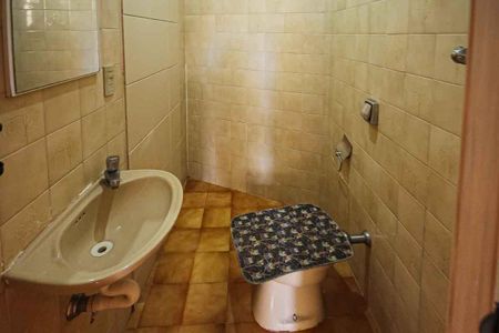 Casa para alugar com 120m², 3 quartos e 2 vagas Casa para alugar com 120m², 3 quartos e 2 vagasBanheiro da Edicula 02