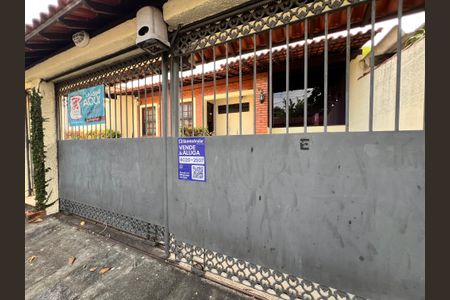 Casa à venda com 322m², 3 quartos e 1 vagaFachada/Placa