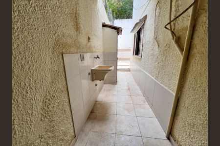 Casa à venda com 322m², 3 quartos e 1 vagaÁrea de Serviço