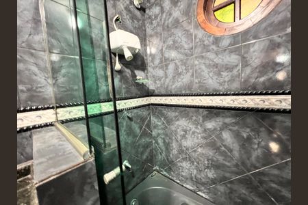 Casa à venda com 322m², 3 quartos e 1 vagaBanheiro 3