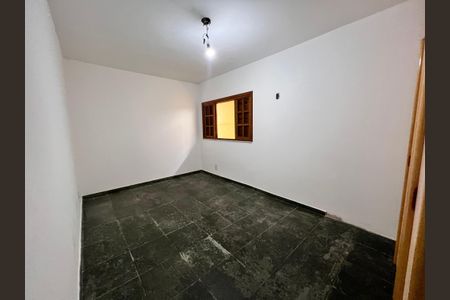 Casa à venda com 322m², 3 quartos e 1 vagaQuarto 2
