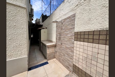 Casa à venda com 322m², 3 quartos e 1 vagaÁrea comum