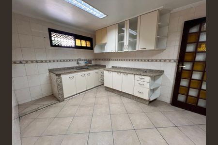 Casa à venda com 322m², 3 quartos e 1 vagaCozinha