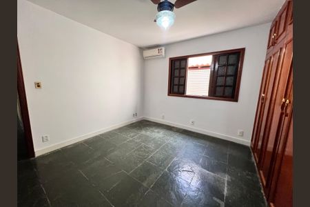 Casa à venda com 322m², 3 quartos e 1 vagaQuarto 3