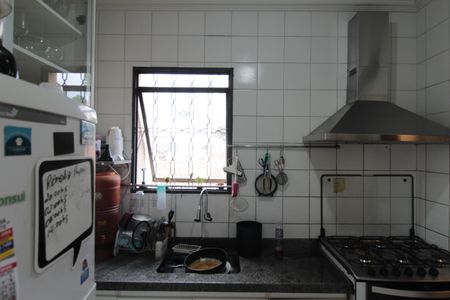 Apartamento à venda com 58m², 3 quartos e 1 vagaCozinha e Área de Serviço