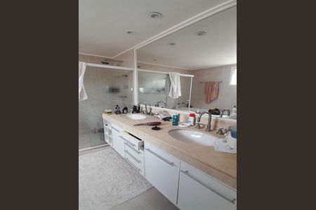 Apartamento à venda com 202m², 4 quartos e 4 vagas