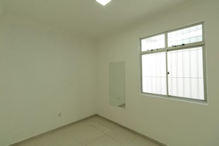 Casa à venda com 140m², 4 quartos e 3 vagas Casa à venda com 140m², 4 quartos e 3 vagasQuarto 1